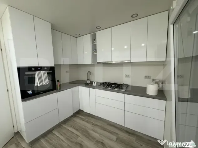 Apartament 2 camere, renovat, Siret