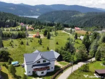 Pensiune moderna cu vedere panoramică spre Lacul Beliș !