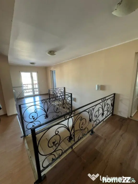Spatiu birouri, strada principala, 150mp, Radauti