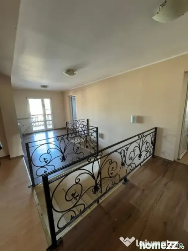 Spatiu birouri, strada principala, 150mp, Radauti