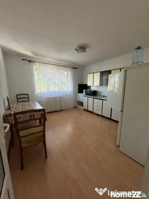 Spatiu birouri, strada principala, 150mp, Radauti