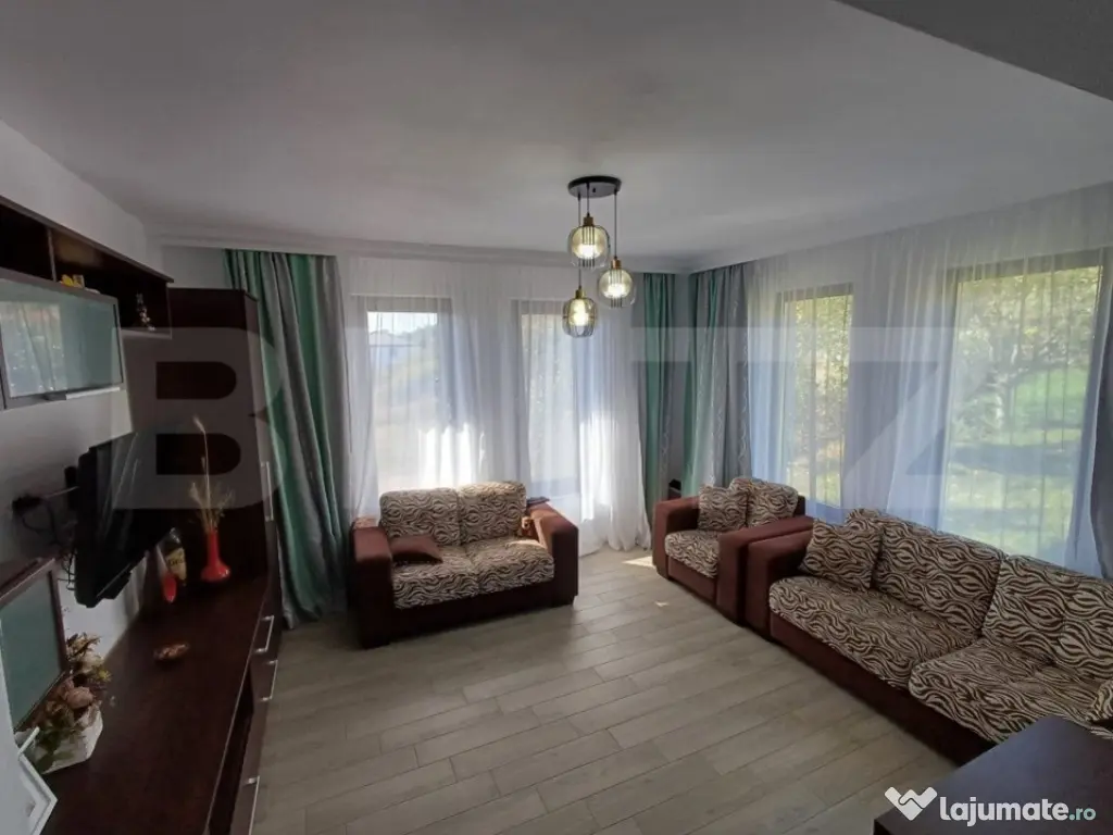 Casa individuala, teren 940mp,140mp utili, zona Unirea