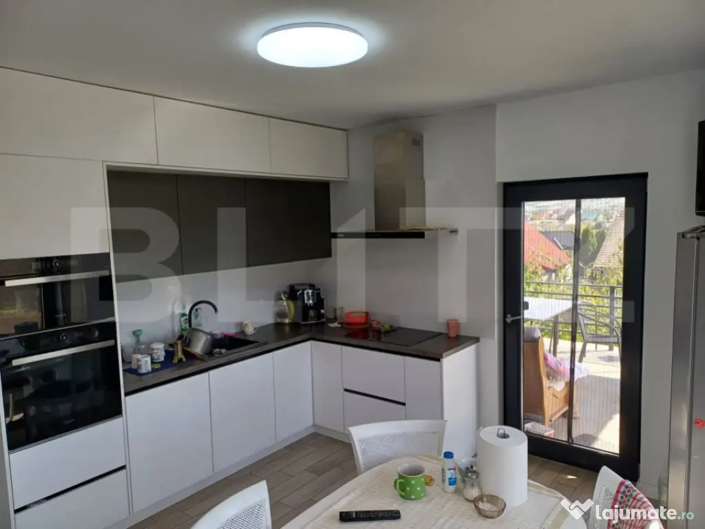 Casa individuala, teren 940mp,140mp utili, zona Unirea