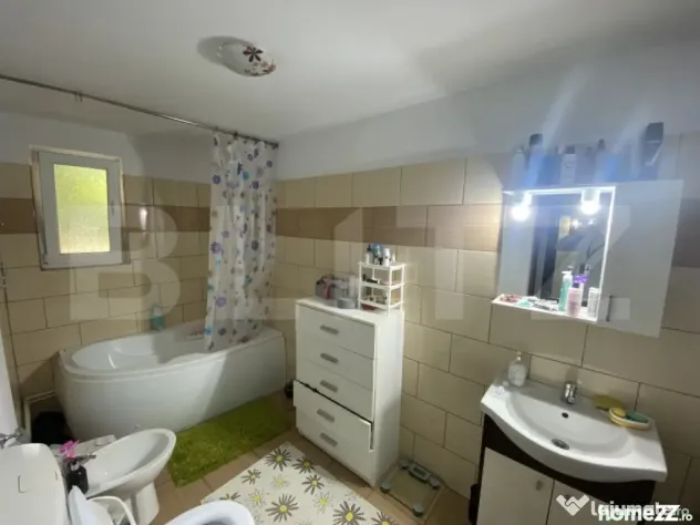 Casa 4 camere, 143 mp Sc, 380 mp teren, cartier 1 Mai, zona