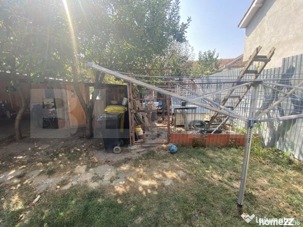 Casa 4 camere, 143 mp Sc, 380 mp teren, cartier 1 Mai, zona