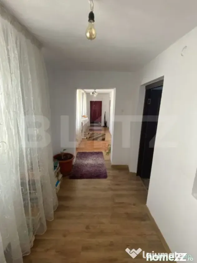 Casa 4 camere, 143 mp Sc, 380 mp teren, cartier 1 Mai, zona
