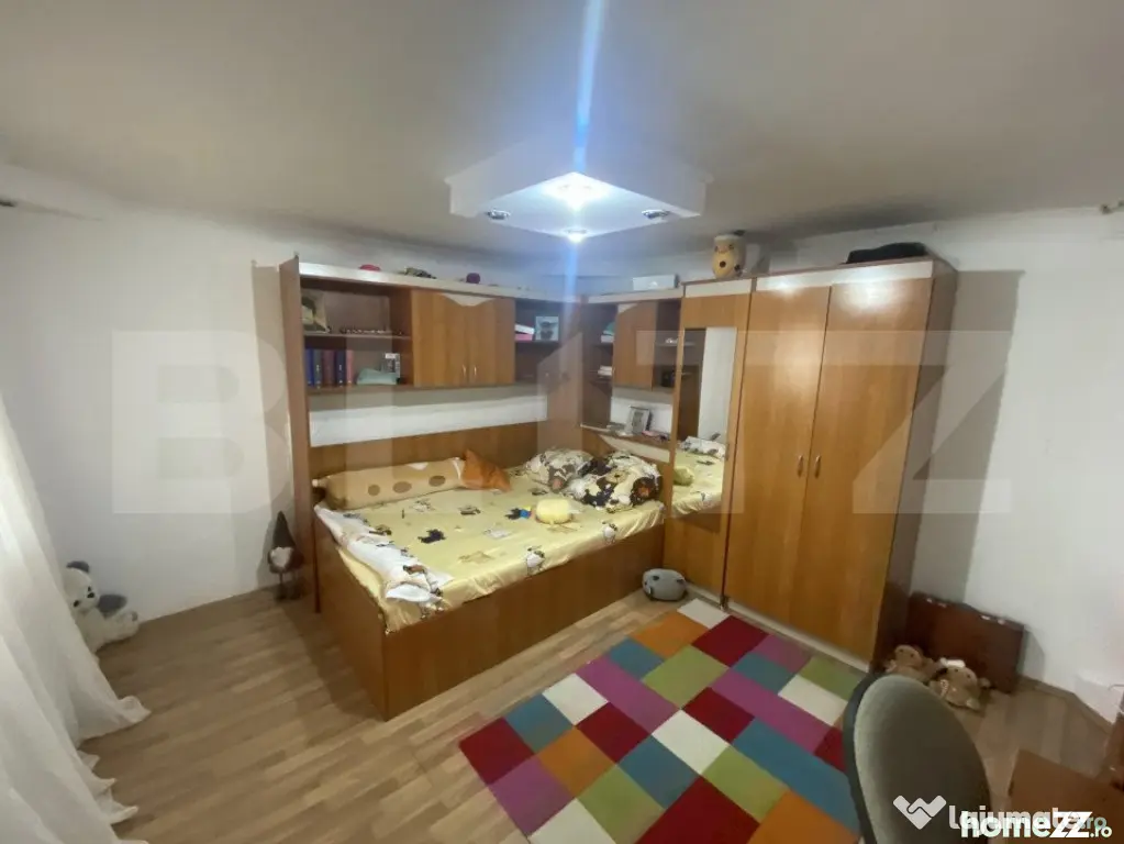 Casa 4 camere, 143 mp Sc, 380 mp teren, cartier 1 Mai, zona