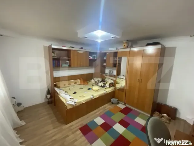 Casa 4 camere, 143 mp Sc, 380 mp teren, cartier 1 Mai, zona