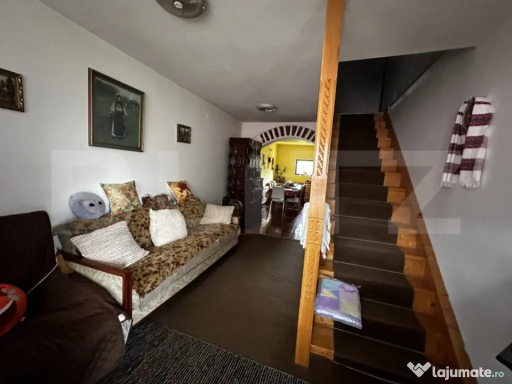 Pensiune turistica, zona Runcu