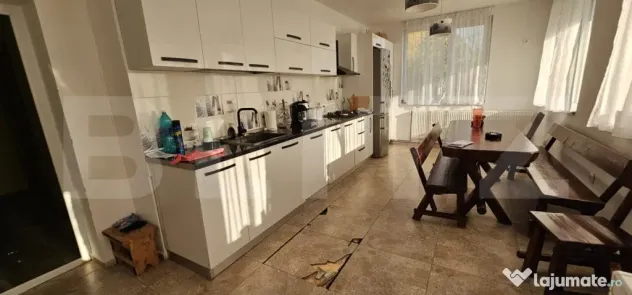 Oferta Casa in Valea Voievozilor 310mp plus 1300mp teren