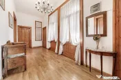 Bijuterie arhitecturală cu istorie. Confort modern, Ultr...