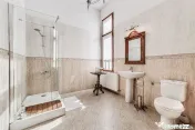 Bijuterie arhitecturală cu istorie. Confort modern, Ultr...
