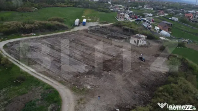 Teren intravilan 7185 mp, zona Dragutesti - Targu Jiu (Gorj)