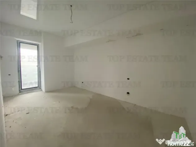 Mamaia/ Apartament cu 2 camere la gri de