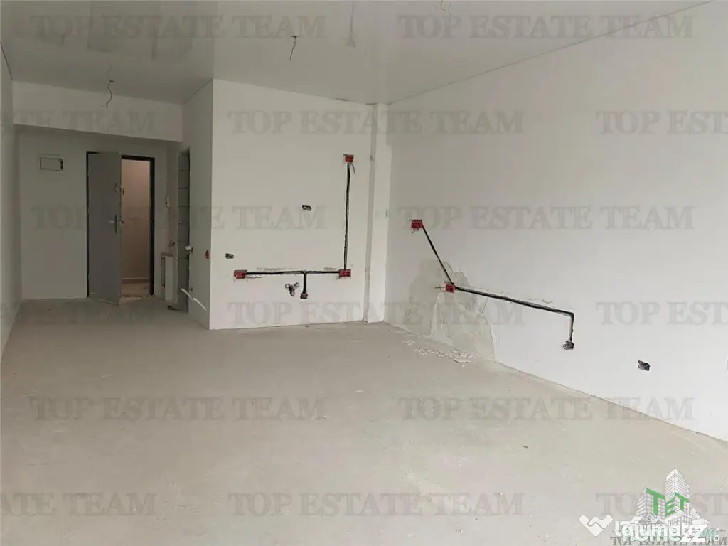 Mamaia/ Apartament cu 2 camere la gri de