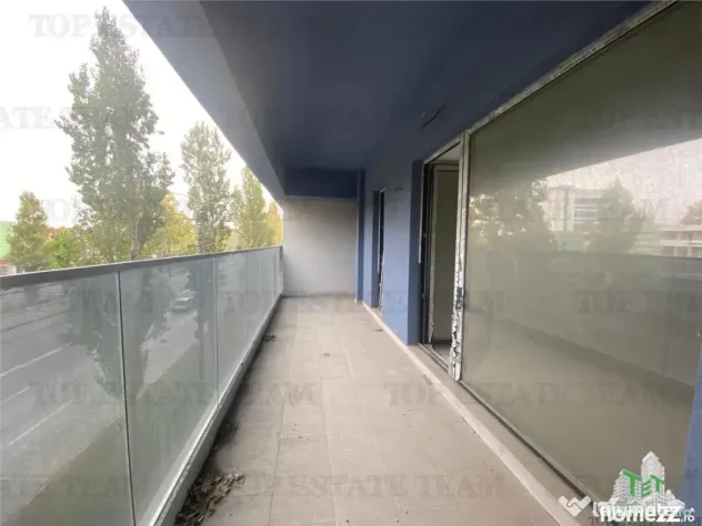 Mamaia/ Apartament cu 2 camere la gri de