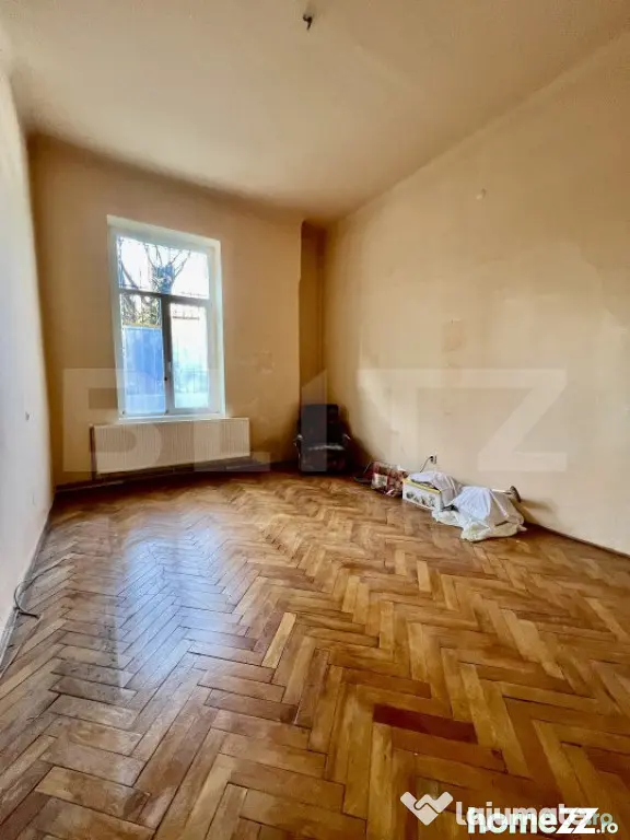 Apartament 110mp 3 Camere Tavan Inalt Semicentral Pta Abator - Cluj-Napoca (Cluj)