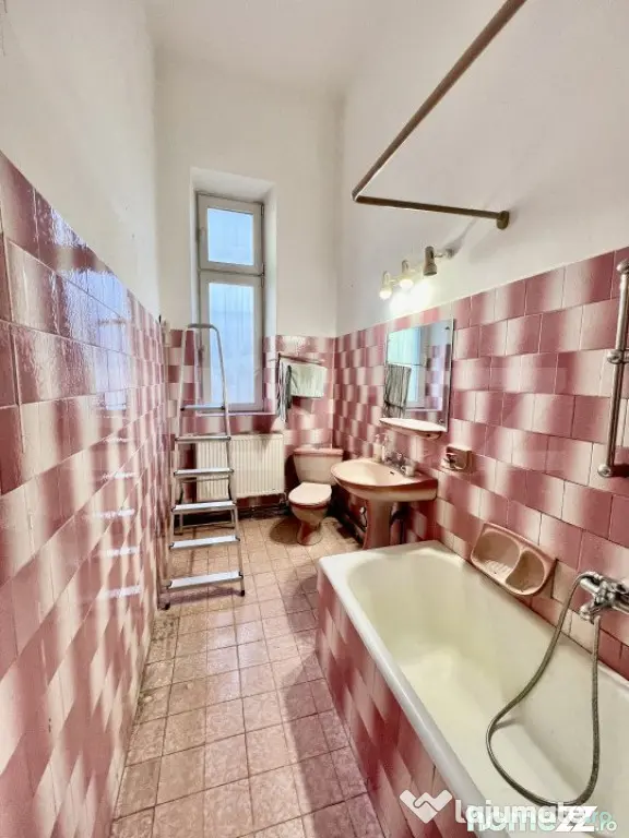 Apartament 110mp 3 Camere Tavan Inalt Semicentral Pta Abator - Cluj-Napoca (Cluj)