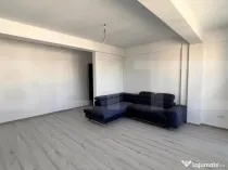 Apartament de 2 camere, 60 mp, cu loc de parcare, zona centr