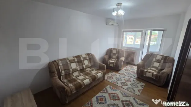 Apartament de vânzare cu 2 camere, decomandat – Zona Indu
