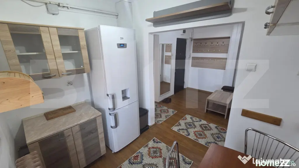Apartament de vânzare cu 2 camere, decomandat – Zona Indu