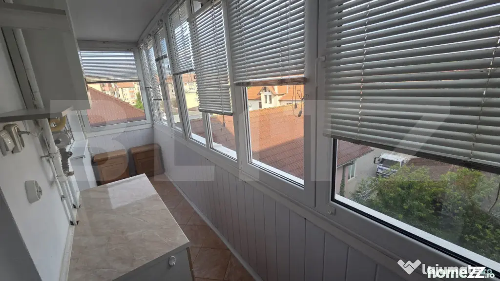 Apartament de vânzare cu 2 camere, decomandat – Zona Indu