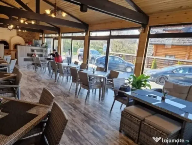 Vânzare pensiune, 12 camere, 620 mp, zona Gura Humorului-Vo