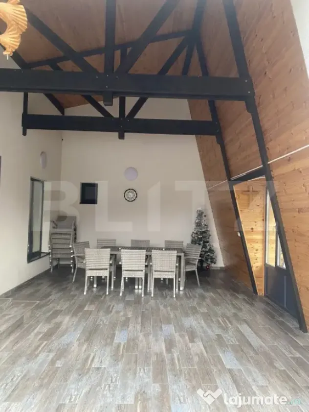 Vânzare pensiune, 12 camere, 620 mp, zona Gura Humorului-Vo