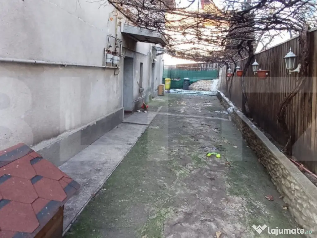 Exclusivitate!! Apartament la casa , 200mp curte proprie str