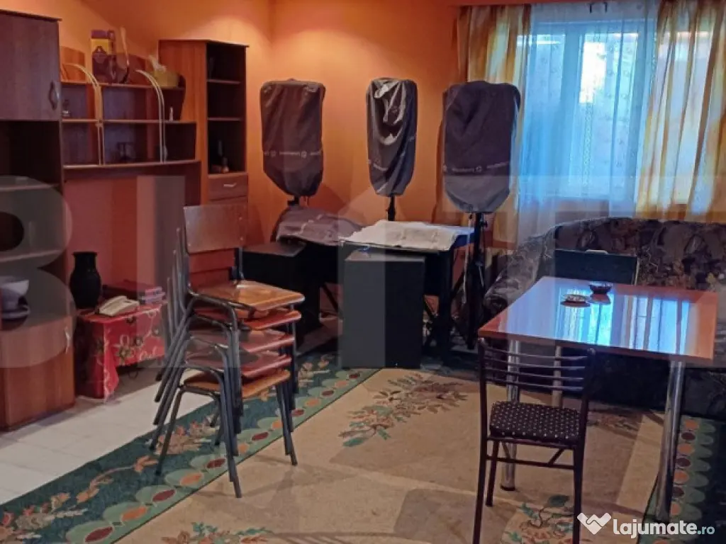 Exclusivitate!! Apartament la casa , 200mp curte proprie str