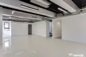 Spațiu modern de inchiriat destinat clinicilor sau compa... 