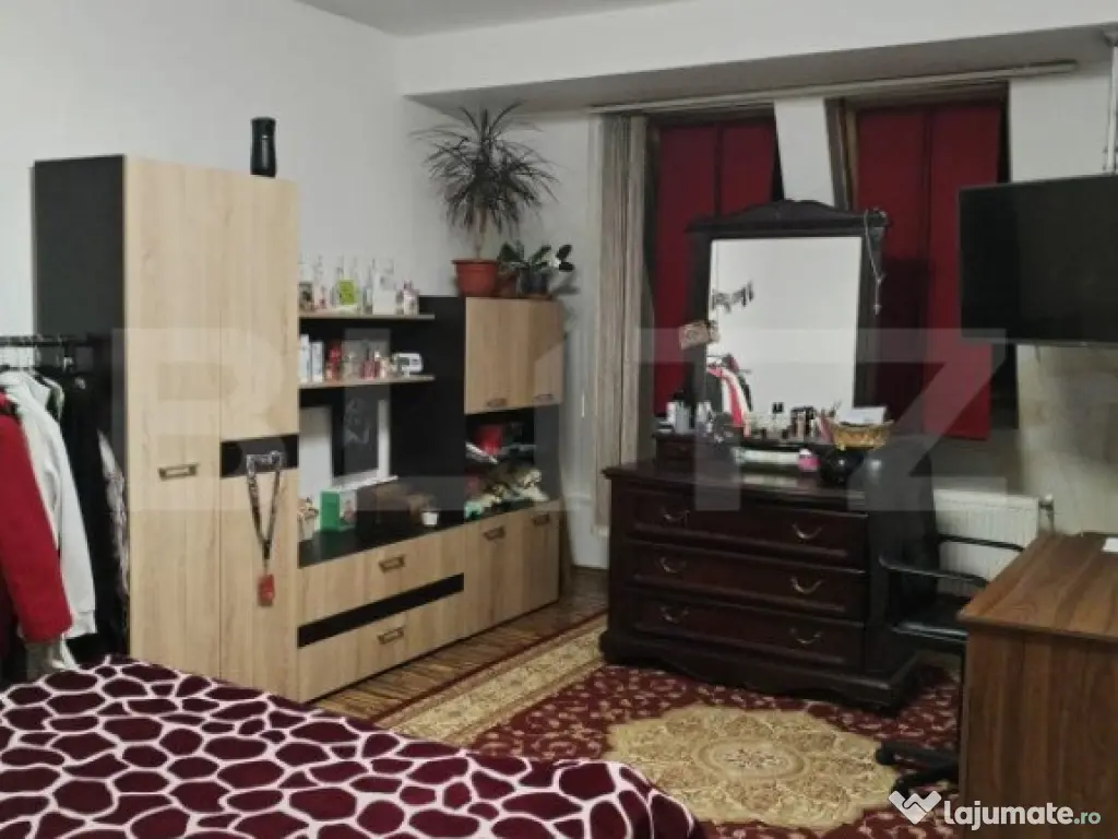 Vanzare Apartament 3 camere, 105 mp utili, zona Unirii