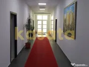 Clădire Comercială Multifuncțională de Vânzare – Z... 