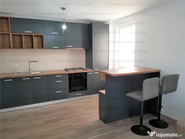 Apartament cu 2 camere, decomandat - zona Urban Plaza.