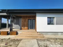 Casa pe parter, 115 mp utili, 400 mp teren, zona Isalnita