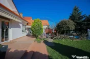 Casă cu 5 camere de vânzare în zona Episcopia Bihorului 