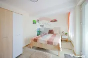 Casă cu 5 camere de vânzare în zona Episcopia Bihorului