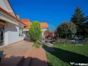 Casă cu 5 camere de vânzare în zona Episcopia Bihorului 