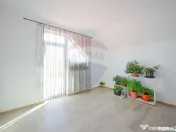 Casă cu 5 camere de vânzare în zona Episcopia Bihorului 