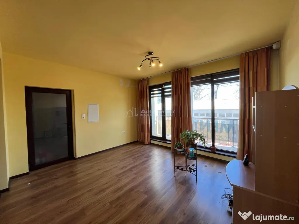 Lugoj, Vila P 2E M , 656 Mp., Construiti, Posibilitate De