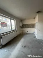 Apartament cu 3 camere, zona Terra, semifinisat, COMISION 0