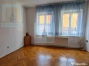 Ap 4 camere decomandat - zona Centrul Istoric 