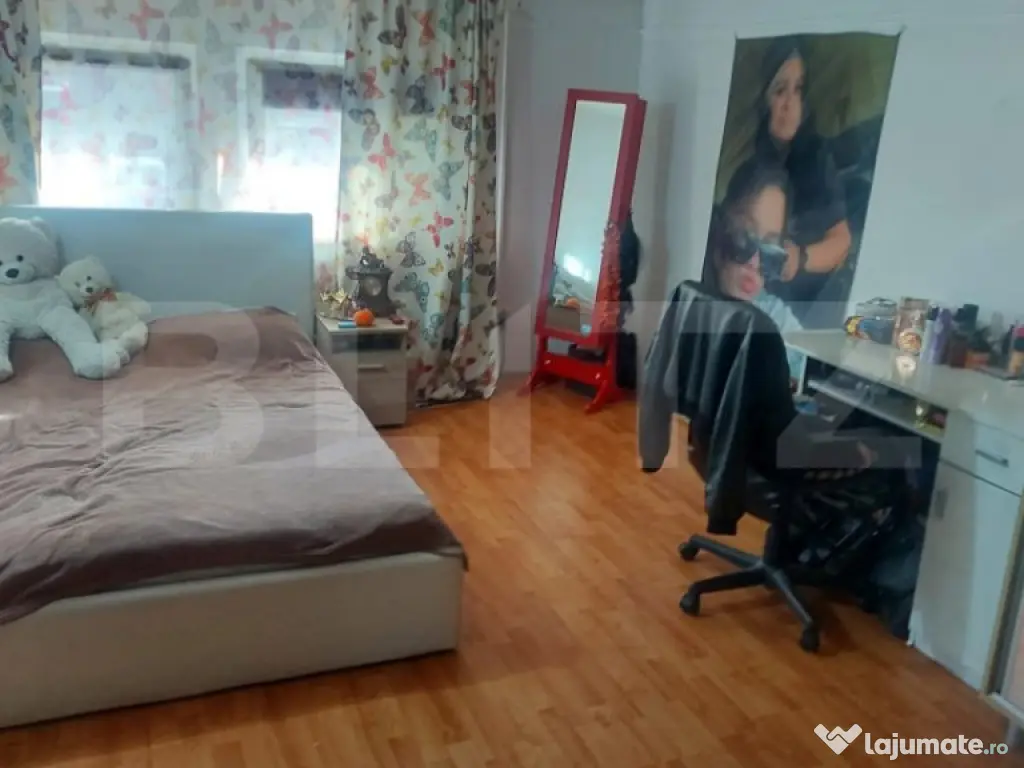 Casa, 4 camere, 90 mp, zona Budai