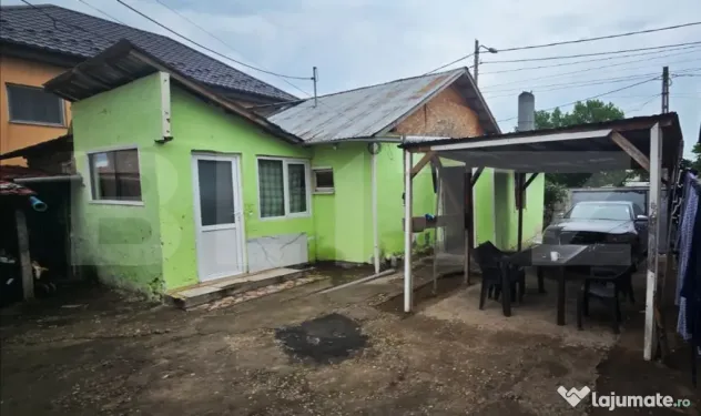 Casa parter 70 mp utili si 185 mp teren stradal, zona Ambasa