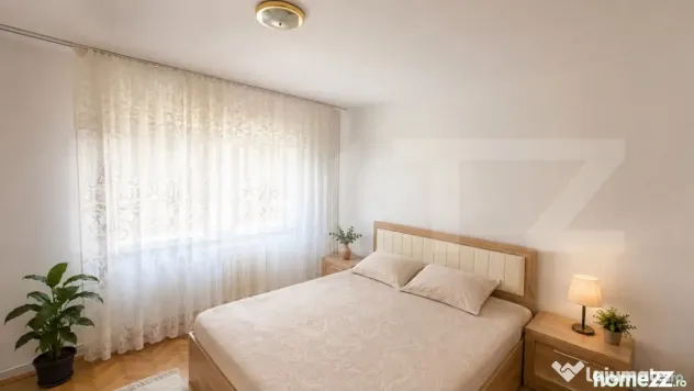 Apartament 4 camere decomandat,97 mp, zona parcul Romanescu