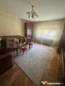 Apartament de vanzare cu 3 camere, 67 mp, zona Micro 16