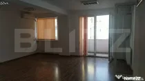 Apartament de vânzare, cu o camera, 44 mp, zona centrala