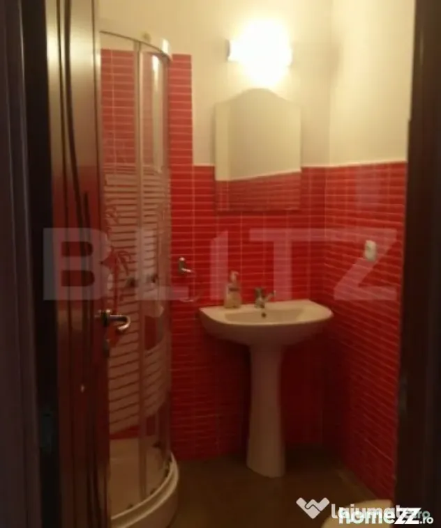 Apartament de vânzare, cu o camera, 44 mp, zona centrala - Satu Mare (Satu-Mare)