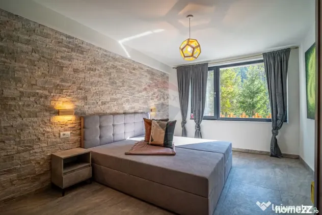 Vila superbă în inima stațiunii Sinaia – eleganță,...