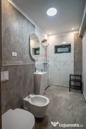 Vila superbă în inima stațiunii Sinaia – eleganță,...